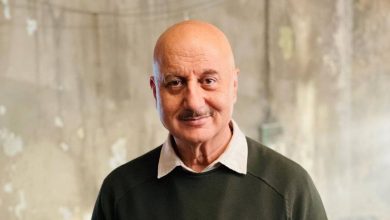 Photo of Anupam Kher clocks 37 years in films, credits ‘Saaransh’ for his longevity in industry