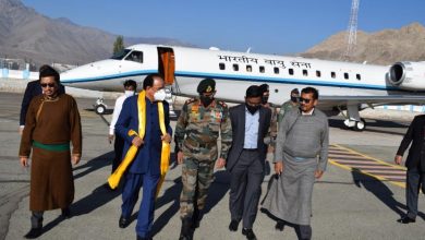 Photo of MoS Defence reviews situation in Ladakh, briefed by Army Commanders