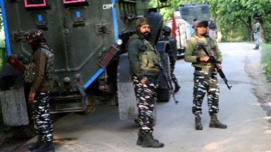 Photo of Two militants killed, 2 held in separate incidents in Kashmir