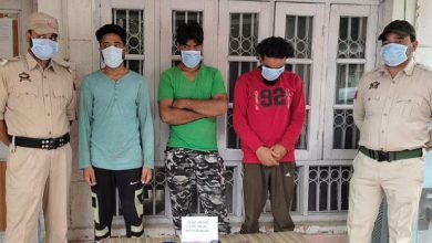 Photo of Two thieves, shopkeeper held after migrant worker’s phone snatched in Budgam