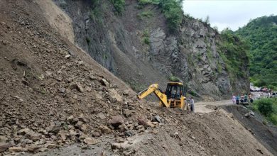 Photo of Srinagar-Leh highway closed after landslides near Zojila Pass
