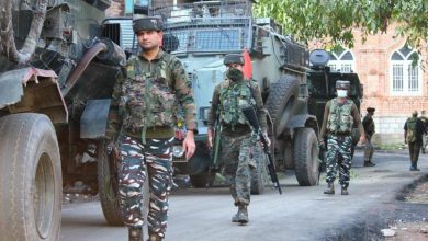 Photo of 3 LeT terrorists trapped in Budgam encounter