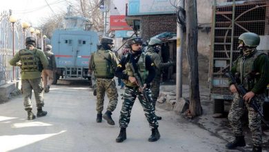 Photo of Two militants killed, civilian hurt in encounter in Kashmir