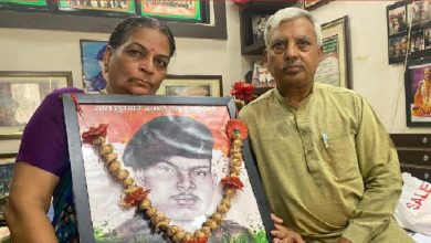 Photo of Fallen soldier’s family refuses to accept ‘Shaurya Chakra’ sent by post, calls it ‘insult’