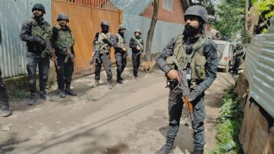 Photo of Non-local bank manager escapes terrorist attack in Baramulla