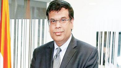 Photo of Indian-origin, Dr. Vivek Lall receives Lifetime Achievement Award by US President