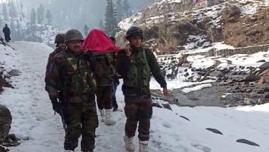 Photo of Army rescues pregnant woman in distress from remote LoC village