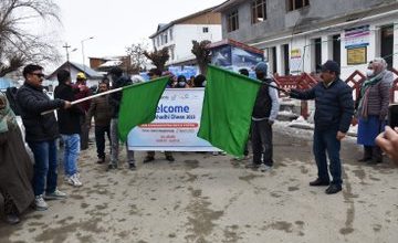Photo of CMO Kargil flags off Jan Aushadhi Pratigya Yatra to celebrate PM Jan Aushadhi Diwas