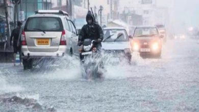 Photo of Heavy rainfall in Andhra Pradesh affects vehicular traffic; NDRF deploys additional teams for rescue measures in flood-affected areas
