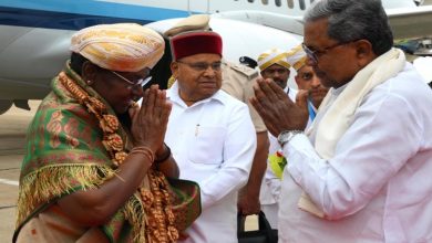 Photo of President of India Droupadi Murmu arrives in Bengaluru, received by Governor Thawarchand Gehlot & CM Siddaramaiah
