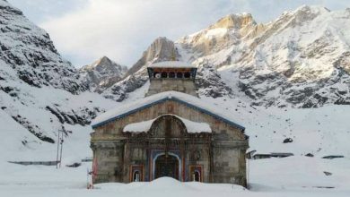 Photo of Kedarnath Dham in Uttarakhand witnessing continuous and intense snowfall