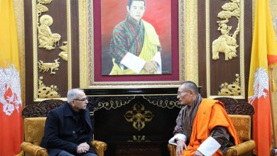 Photo of Foreign Secy Vinay Mohan Kwatra meets Bhutanese PM Tshering Tobgay to discuss multifaceted cooperation between India and Bhutan