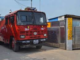 Photo of Delhi Fire Department Receives 220 Calls In A Day Amidst A Severe Heatwave