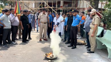 Photo of First Aid Firefighting training cum demonstration held at Govt Medical College Jammu. Staff and Security trained to use First Aid Firefighting Equipments