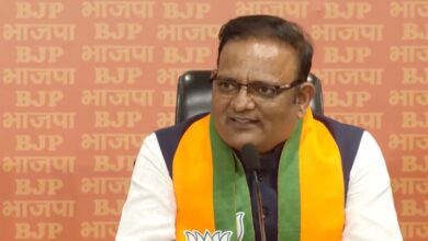 Photo of AAP MLA Raaj Kumar Anand Joins BJP