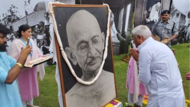 Photo of Union Minister Gajendra Singh Shekhawat inaugurates special railway coach dedicated to Mahatma Gandhi