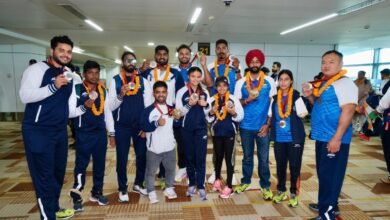 Photo of Indian Contingent from Paris Paralympics Returns to New Delhi
