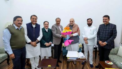 Photo of Mahayuti leaders meet Union Home Minister Amit Shah to discuss government formation in Maharashtra