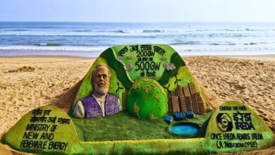 Photo of Pralhad Joshi lauds Sudarsan Pattnaik’s artwork honouring 200 GW Renewable Energy Milestone