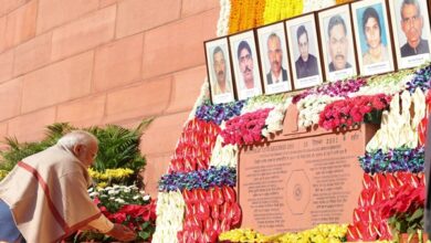 Photo of Nation pays tribute to martyrs of 2001 Parliament terror attack