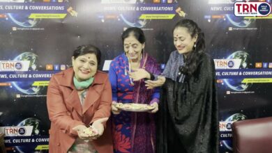 Photo of TRN  team celebrating the fastest 1 million views (in one day) of a video by Suman Ji and Nirmala ji reminiscing the good old days in Kashmir   Million Thanks to our viewers 😊😊 Keep watching #TRN