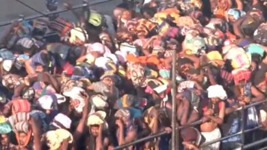 Photo of Thousands of Ayyappa Devotees gather at Sabarimala for Makaravilakku, Makarasamkrama Pooja