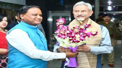 Photo of EAM Jaishankar arrives in Bhubaneswar for Pravasi Bharatiya Divas