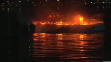 Photo of 1 injured as two boats catch fire in Hyderabad’s Hussain Sagar lake