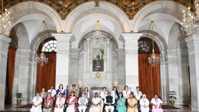 Photo of President Murmu honours 15 nurses with National Florence Nightingale Awards 2025