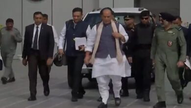 Photo of Defence Minister Rajnath Singh visits Bhuj to interact with Air Warriors