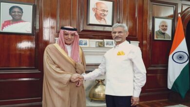 Photo of Saudi FM Adel al-Jubeir meets EAM Jaishankar in New Delhi