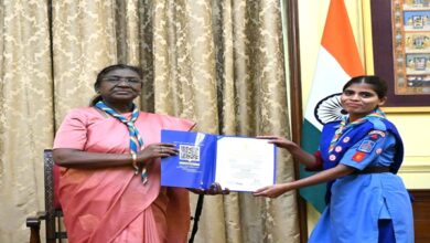 Photo of President Murmu presents Bharat Scouts & Guides Awards for 2018–2021 at Rashtrapati Bhavan