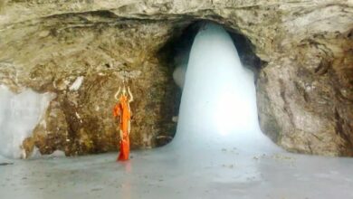 Photo of Fresh Batch of 2,300 Pilgrims Leaves Jammu for Amarnath Yatra Amid Heavy Security