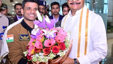 Photo of Lucknow residents welcome local boy, Astronaut Shubhanshu Shukla