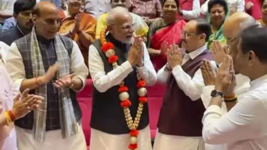 Photo of PM Modi Felicitated by NDA MPs for Success of Operations Sindoor and Operation Mahadev