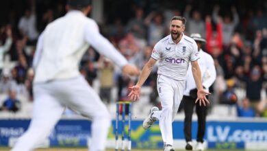 Photo of England All-Rounder Chris Woakes Retires from International Cricket
