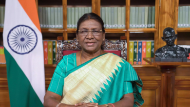 Photo of President Droupadi Murmu Pays Homage to National Song “Vande Mataram” on 150th Anniversary