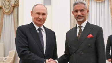 Photo of External Affairs Minister S Jaishankar meets Russian President Vladimir Putin in Moscow