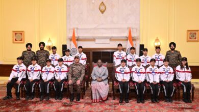 Photo of Students from Arunachal Pradesh call on President Droupadi Murmu