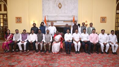 Photo of Delegation from Andhra Pradesh calls on President Droupadi Murmu at Rashtrapati Bhavan