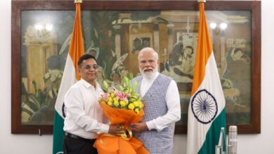 Photo of PM Narendra Modi meets newly appointed NITI Aayog Member Gobardhan Das