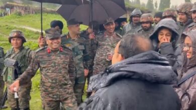 Photo of Over 300 Tourists Stranded In Gulmarg Gondola In J&K Rescued After Technical Snag Halted Its Operations