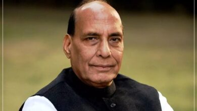 Photo of Defence Minister Rajnath Singh Pays Tribute To Former Union Minister Ram Vilas Paswan On His Birth Anniversary
