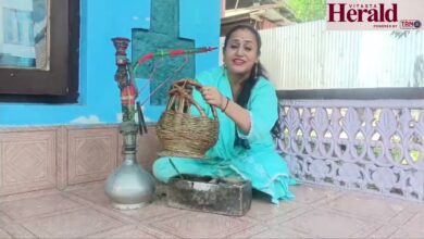 Photo of Suman Bhat while in Srinagar met a local family who had jajeer in their aangan, she instantly remembered the difference between two jajeers