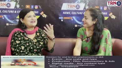Photo of KashurKathBaath between Nirmala Koul & Suman Bhat on the topic of hamsaya Neighbours Part-2