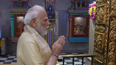 Photo of PM Modi Offers Prayers At Shree Vinayaka Temple In Sarojini Nagar, New Delhi